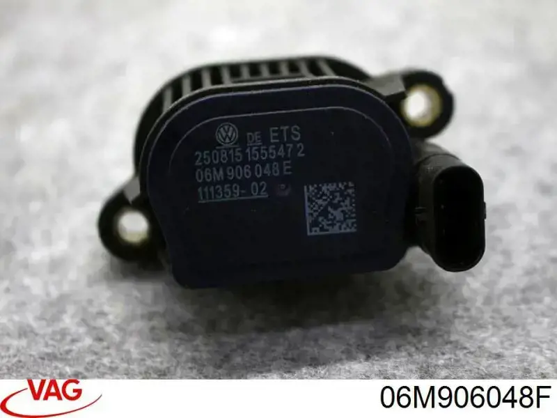 Клапан фазорегулятора 06M906048F VAG