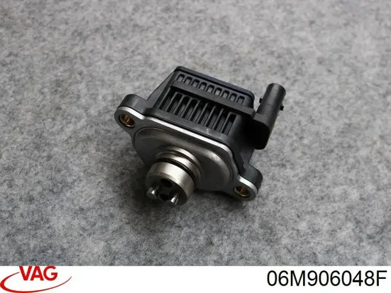 Клапан фазорегулятора 06M906048F VAG