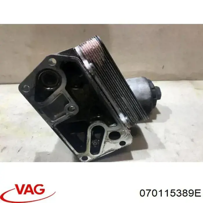 Купити 070115389E VAG Корпус масляного фільтра