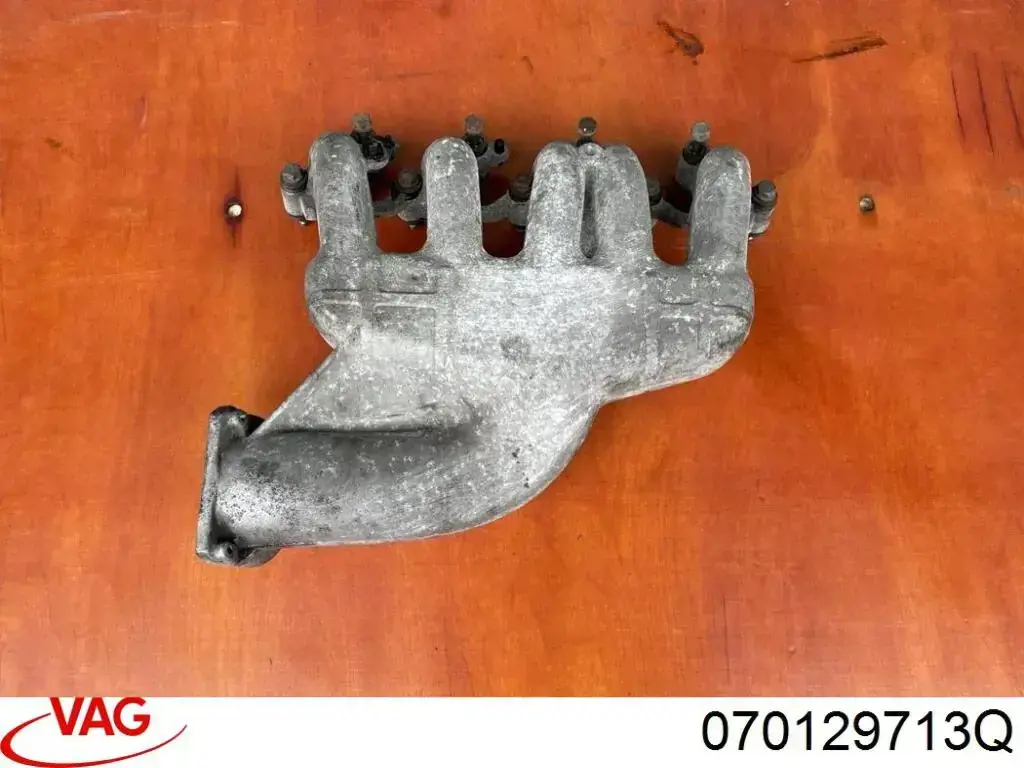 Колектор впускний VAG 070129713Q ціна, від 12.49 USD