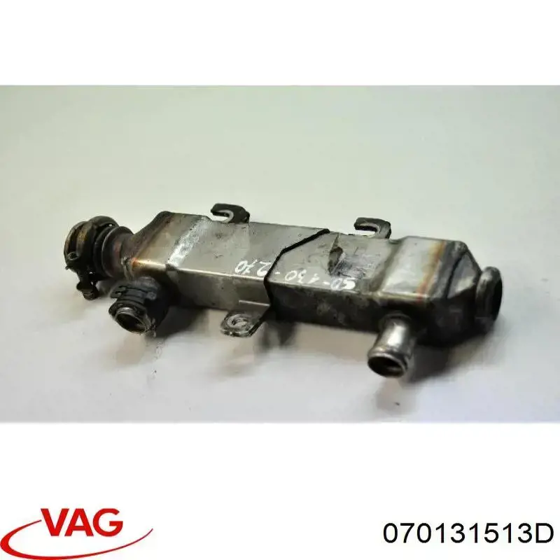 Купити 070131513D VAG Радіатор системи EGR рециркуляції вихлопних газів