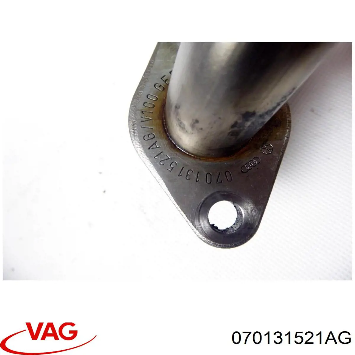 Купити 070131521AG VAG Патрубок системи рециркуляції ОГ EGR