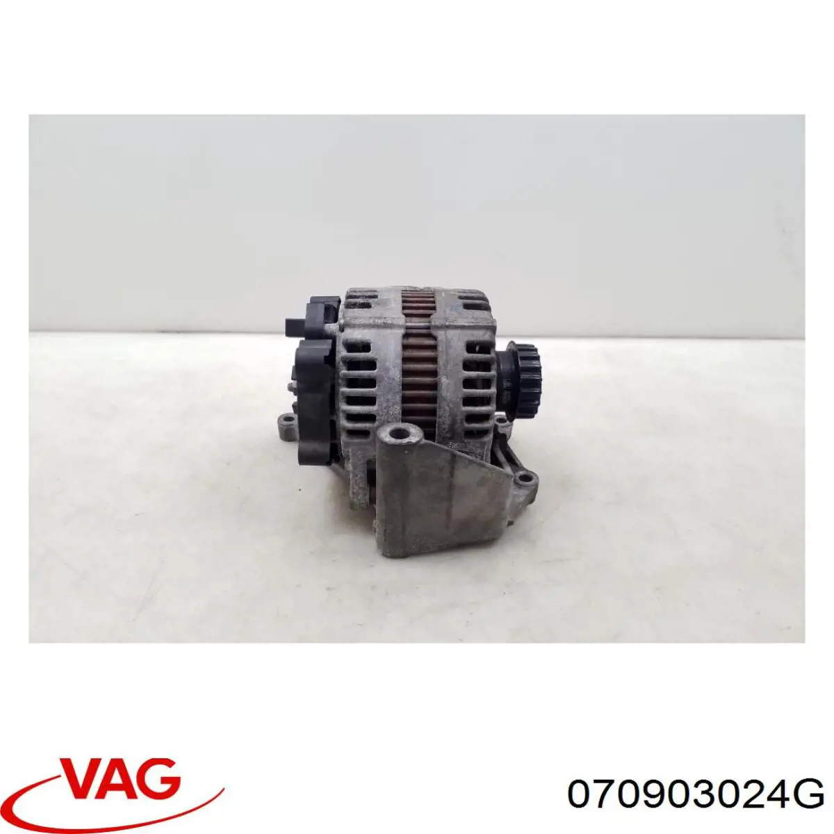 070903024G VAG Авто генератор