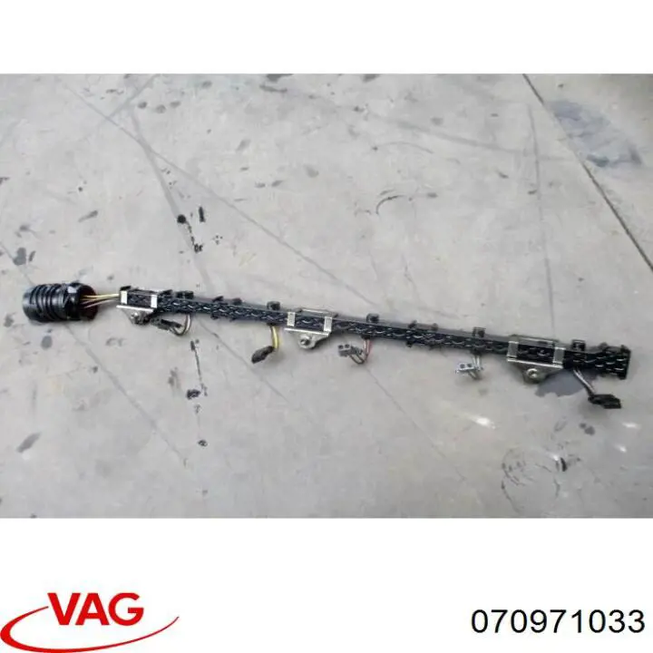 Кабель (адаптер) форсунки VAG 070971033 ціна, від 49.41 USD