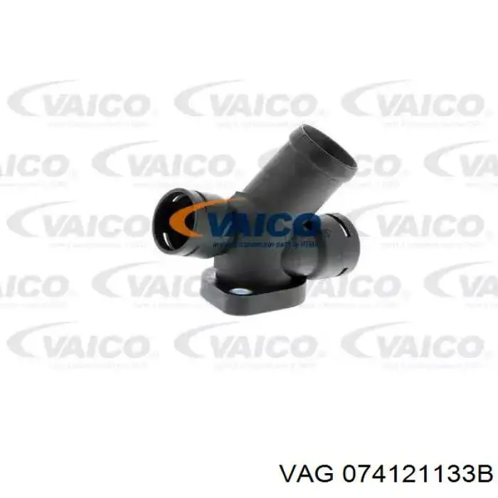 Фланець системи охолодження (трійник) 074121133B VAG