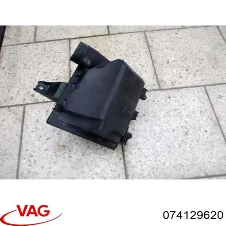 Купити 074129620 VAG Автомобільний фільтр повітря