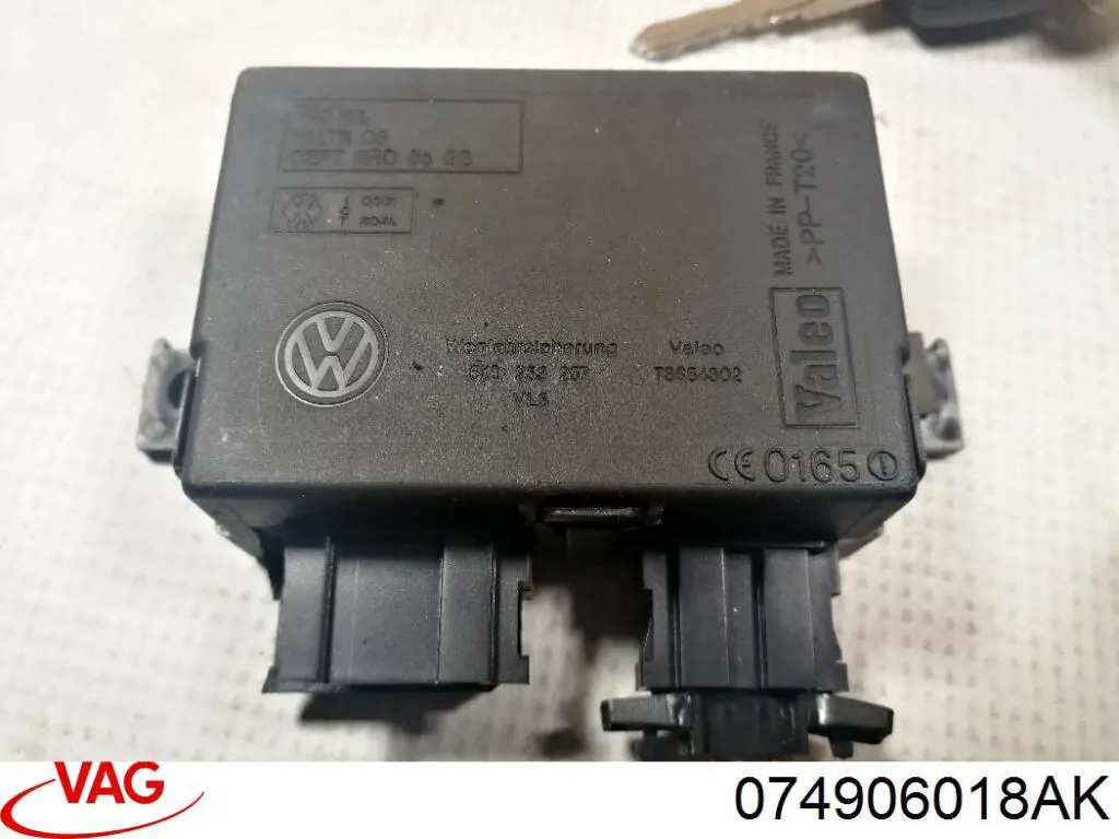 ЕБУ VAG 074906018AK ціна, від 60.80 USD