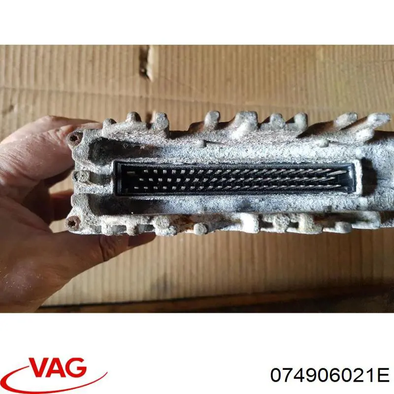 ЕБУ VAG 074906021E ціна, від 37.22 USD