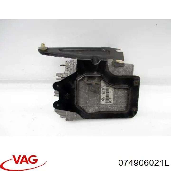 Електронний блок керування двигуном 074906021L VAG
