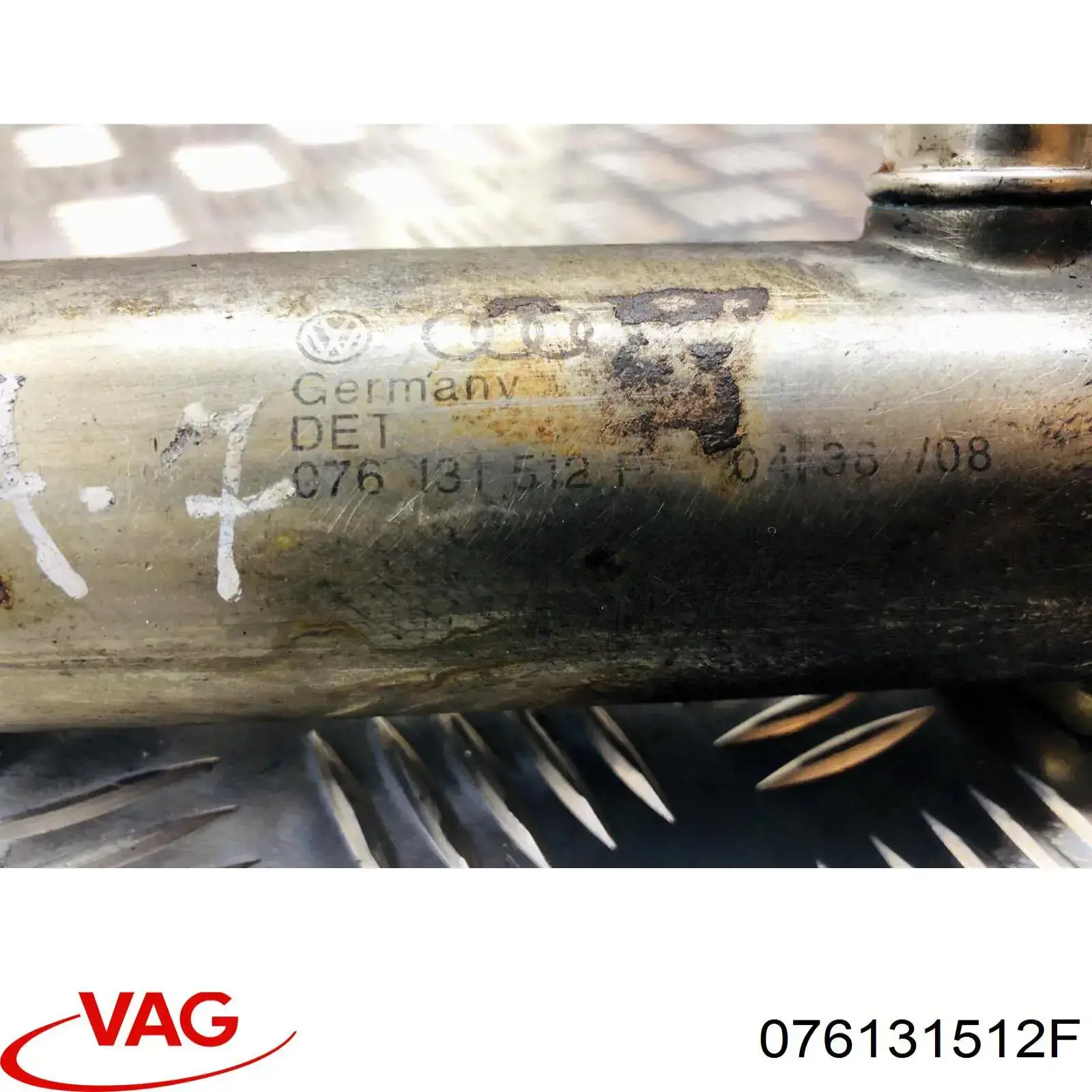 Радіатор системи EGR рециркуляції вихлопних газів VAG 076131512F ціна, від 30.40 USD