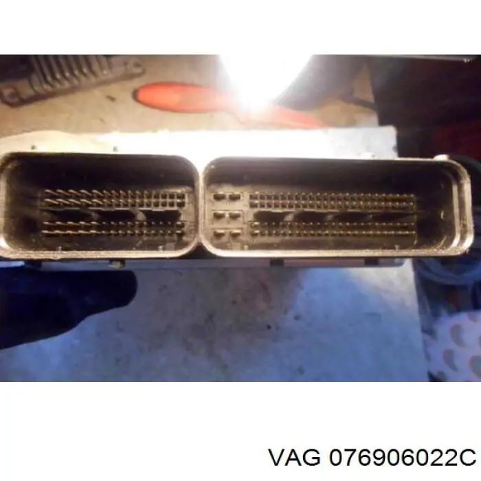 ЕБУ VAG 076906022C ціна, від 90.86 USD
