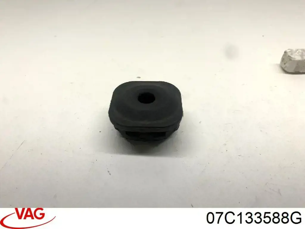 07C133588L VAG Подушка корпусу повітряного фільтра