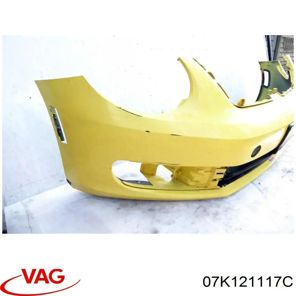 Корпус термостата 07K121117C VAG