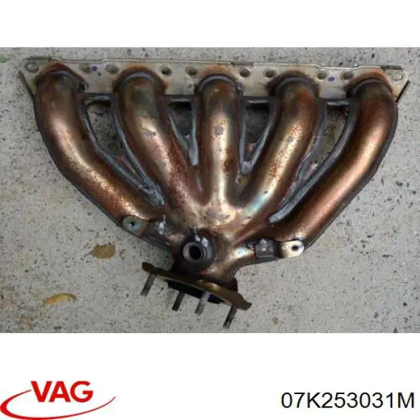 07K253031M VAG Газопроводи (колектор випускний)