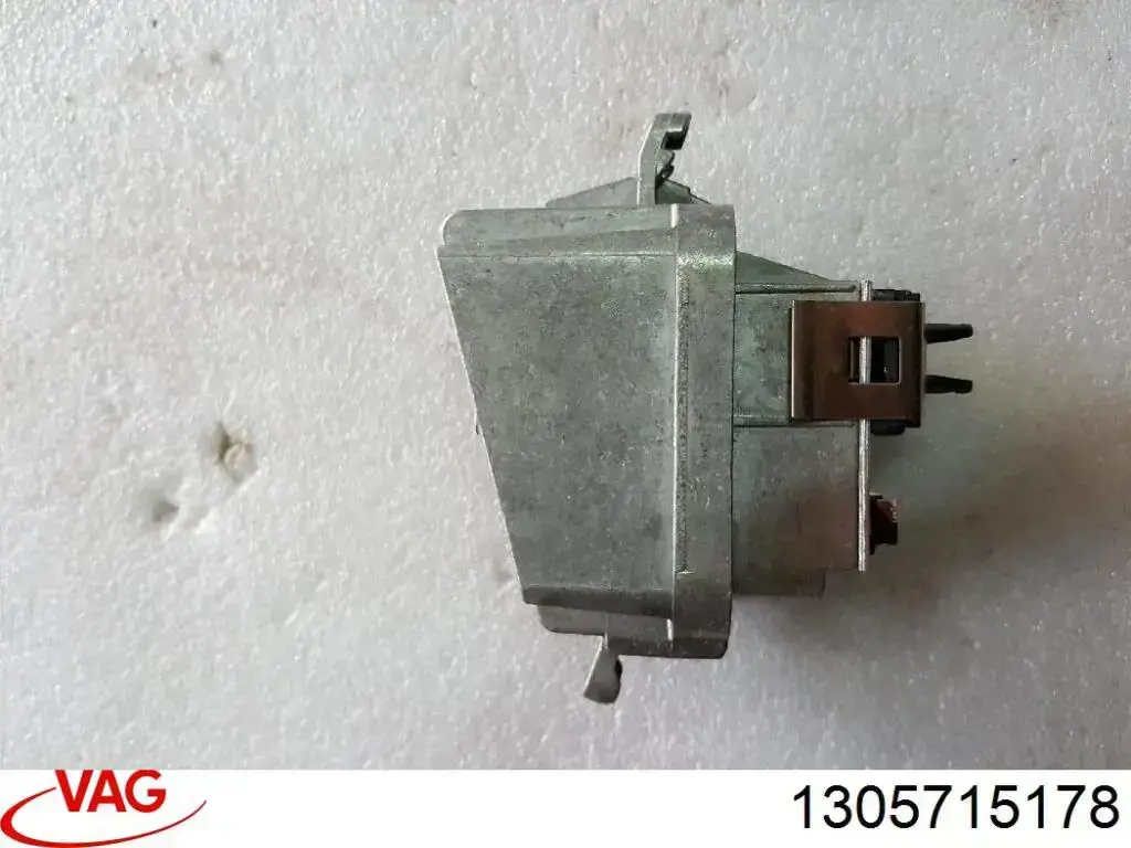 1305715178 VAG 