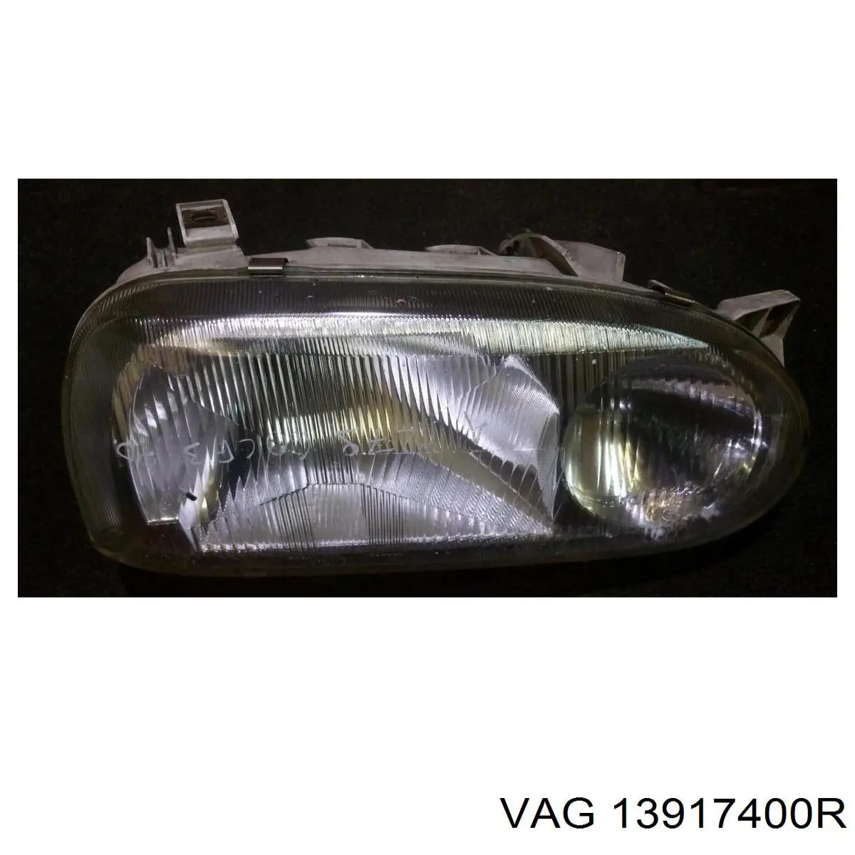 ZVW1111R Signeda Фара правая