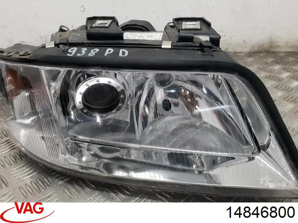Купити 14846800 VAG Фара правая