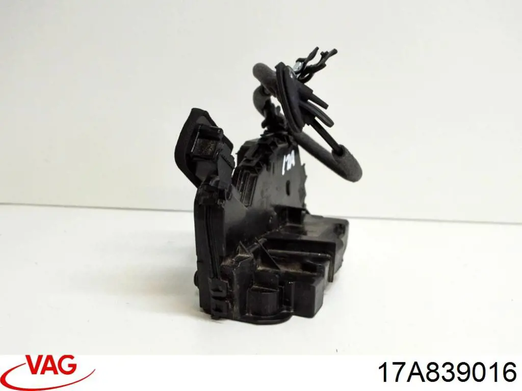 Замок задньої дверї, правої VAG 17A839016 ціна, від 11.07 USD