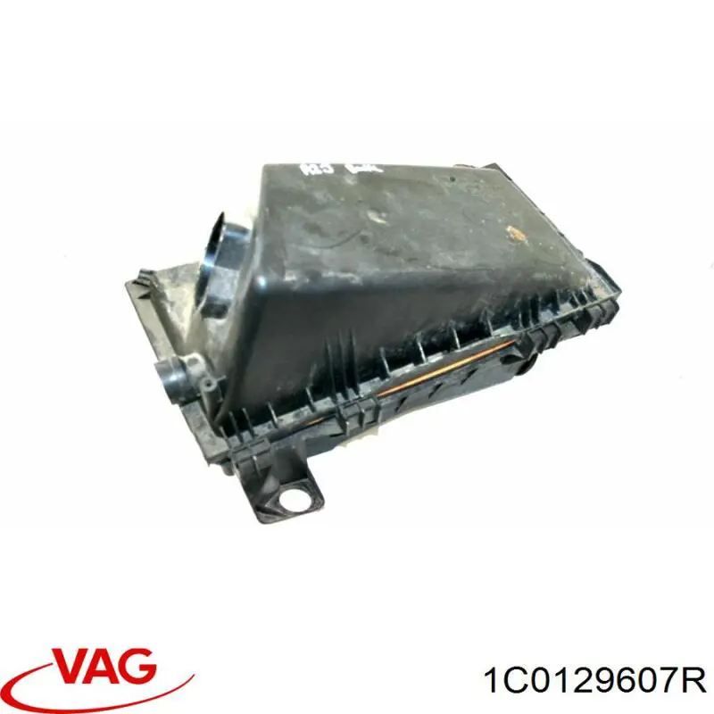Корпус повітряного фільтра VAG 1C0129607A ціна, від 44.39 USD