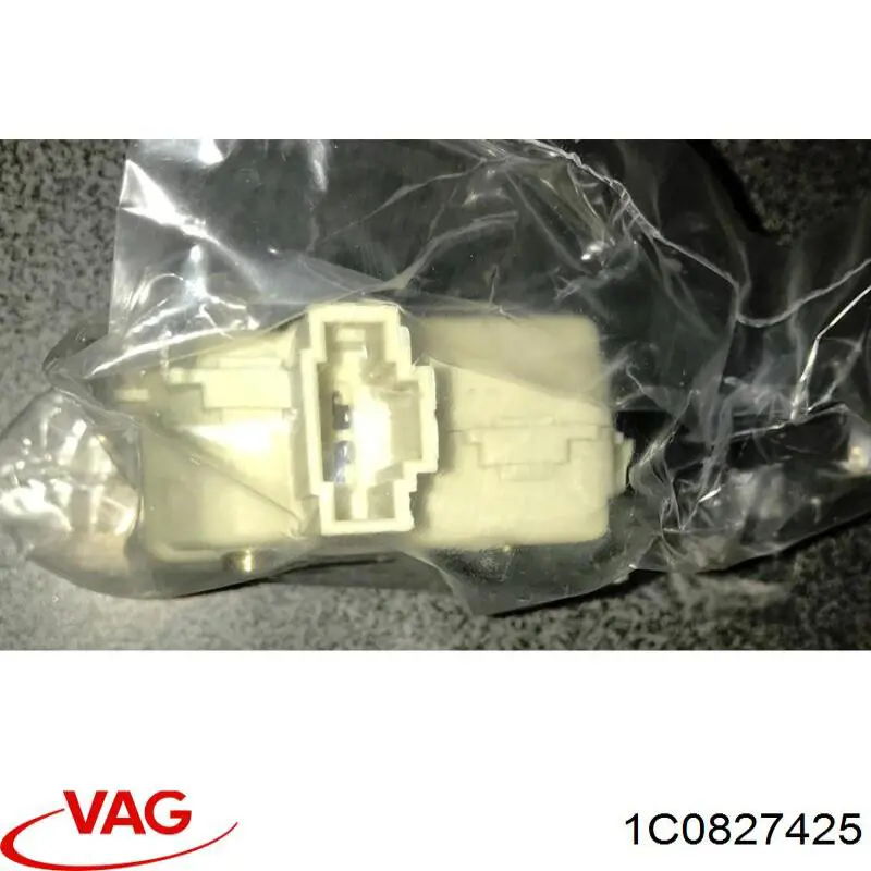 1C0827425 VAG Актуатор замка багажника (задніх дверей)