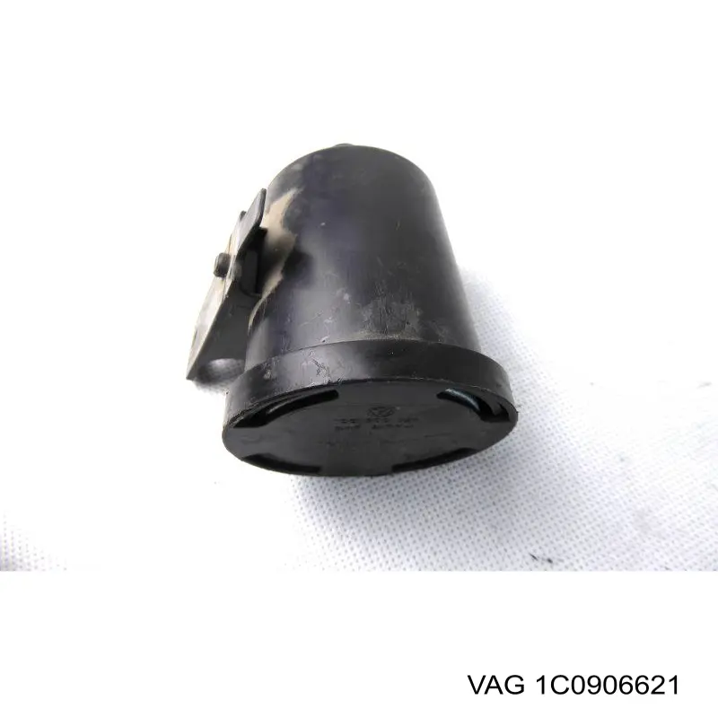 Елемент повітряного фільтра VAG 1C0906621 ціна, від 12.67 USD