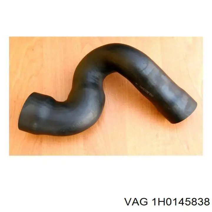 Шланг/патрубок интеркуллера 1H0145838F VAG
