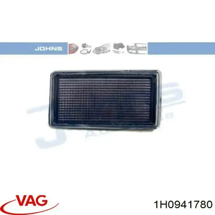 Купити 1H0941780 VAG Заглушка бампера буксирувального гака, передня права