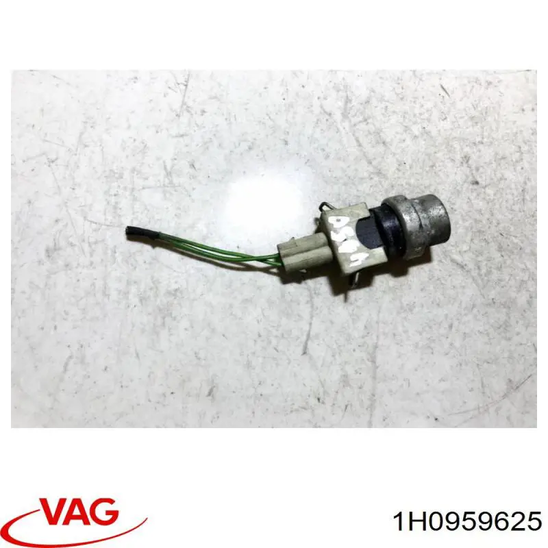 Датчик температури радіатора VAG 1H0959625 ціна, від 5.53 USD