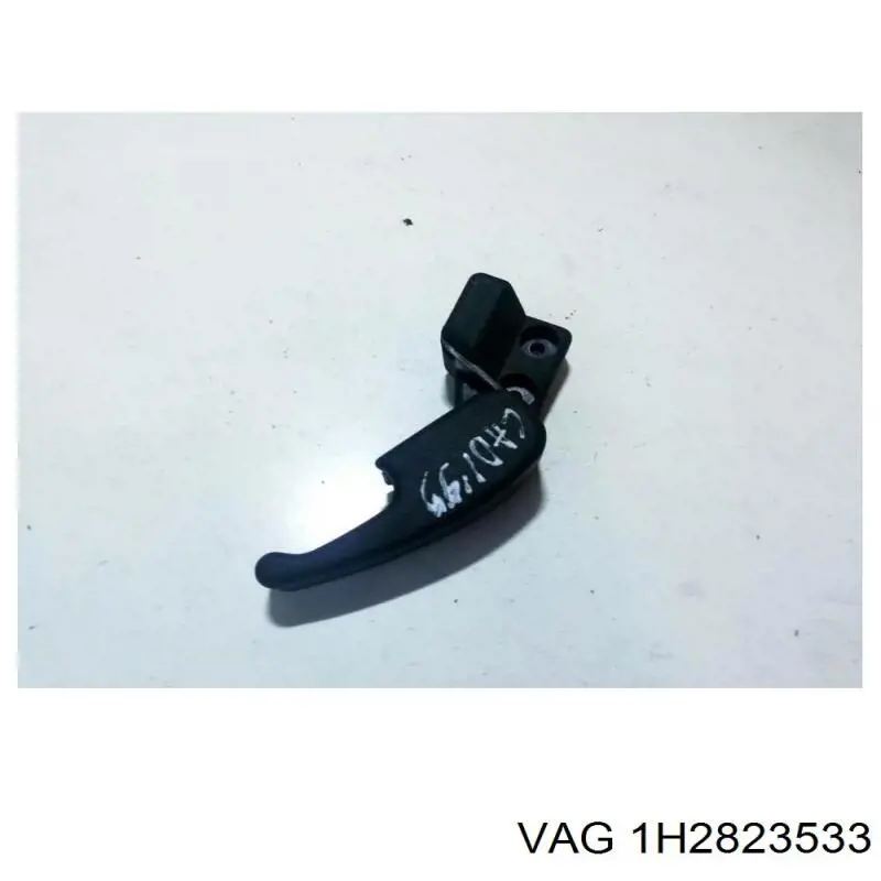 Ручка відкриття капота VAG 1H2823533 ціна, від 2.56 USD