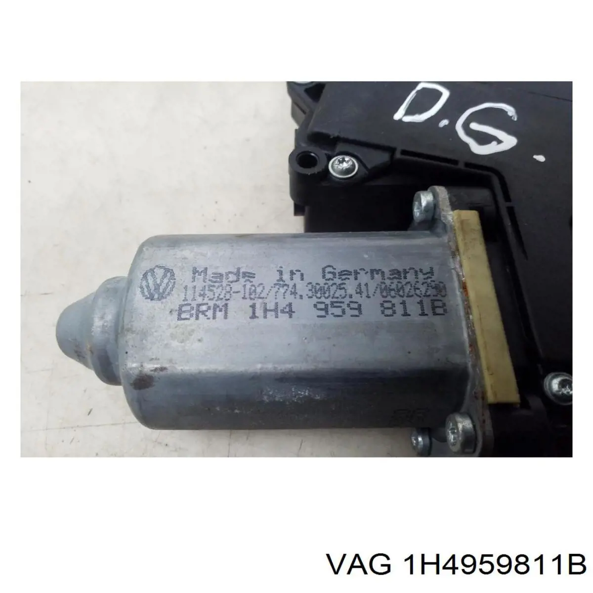 Купити 1H4959811B VAG Мотор склопідйомника дверей задніх, лівих