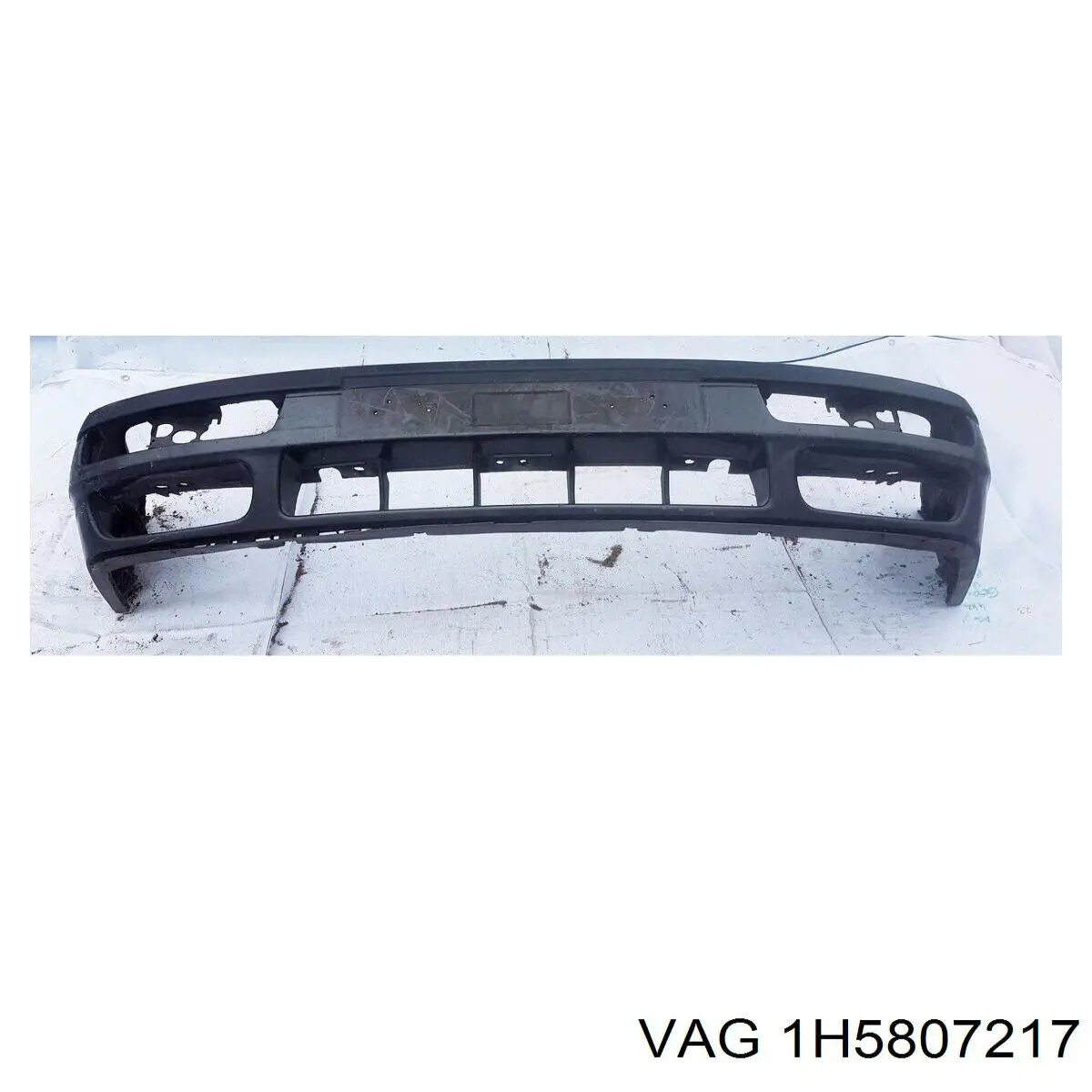 Купити 1H5807217 VAG Буфер (бампер) передній