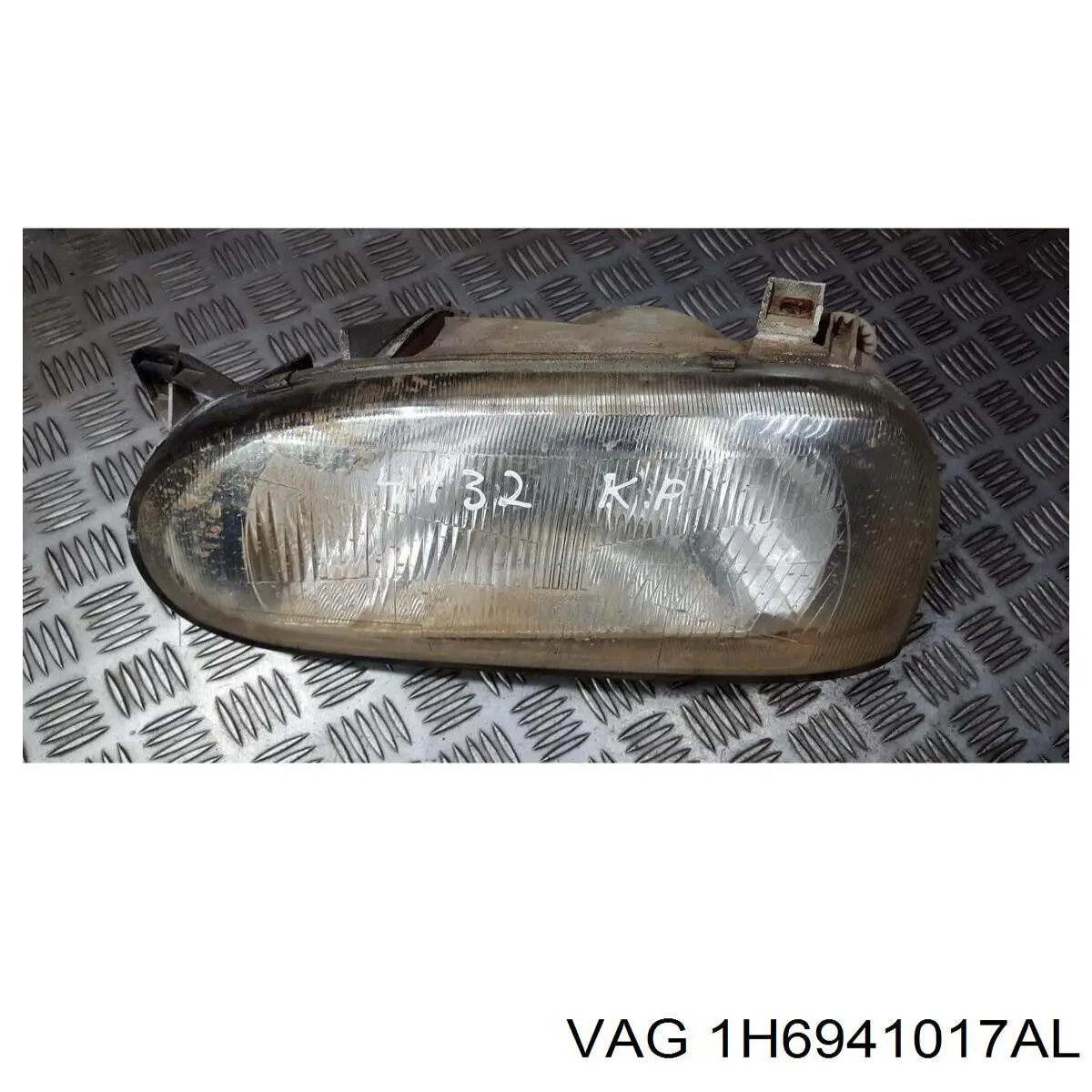 Фари VAG 1H6941017AL ціна, від 34.36 USD