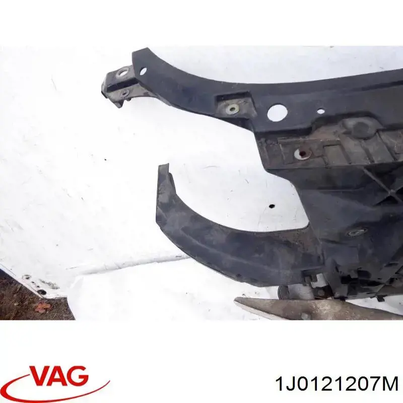 Дифузор (кожух) радіатора охолодження 1J0121207M VAG