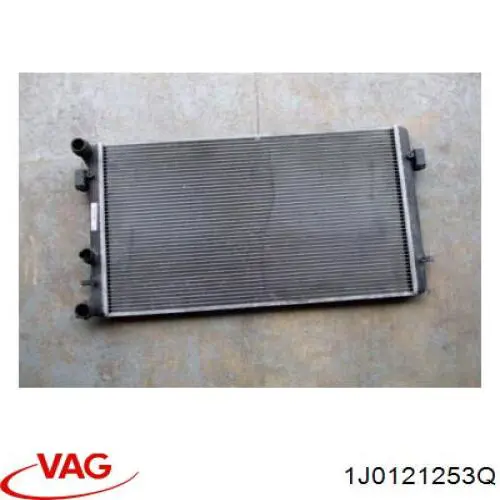 Купити 1J0121253Q VAG Радіатор двигуна