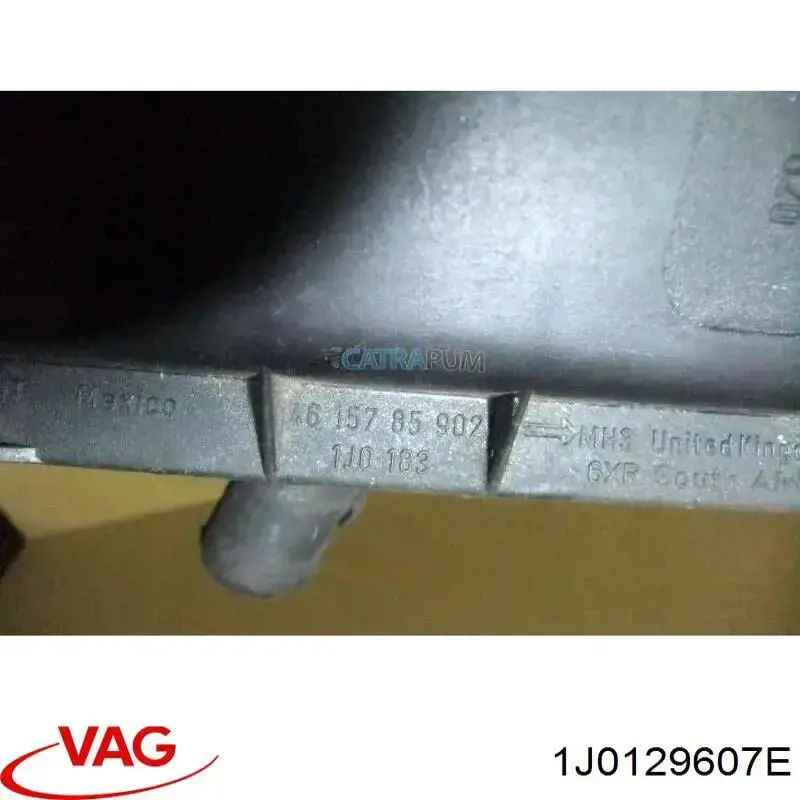 Корпус повітряного фільтра VAG 1J0129607E ціна, від 5.64 USD