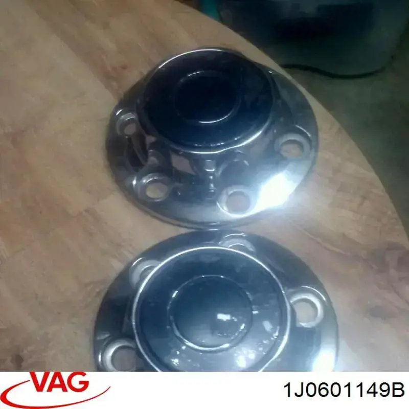 Купити 1J0601149B VAG Автомобільні ковпаки