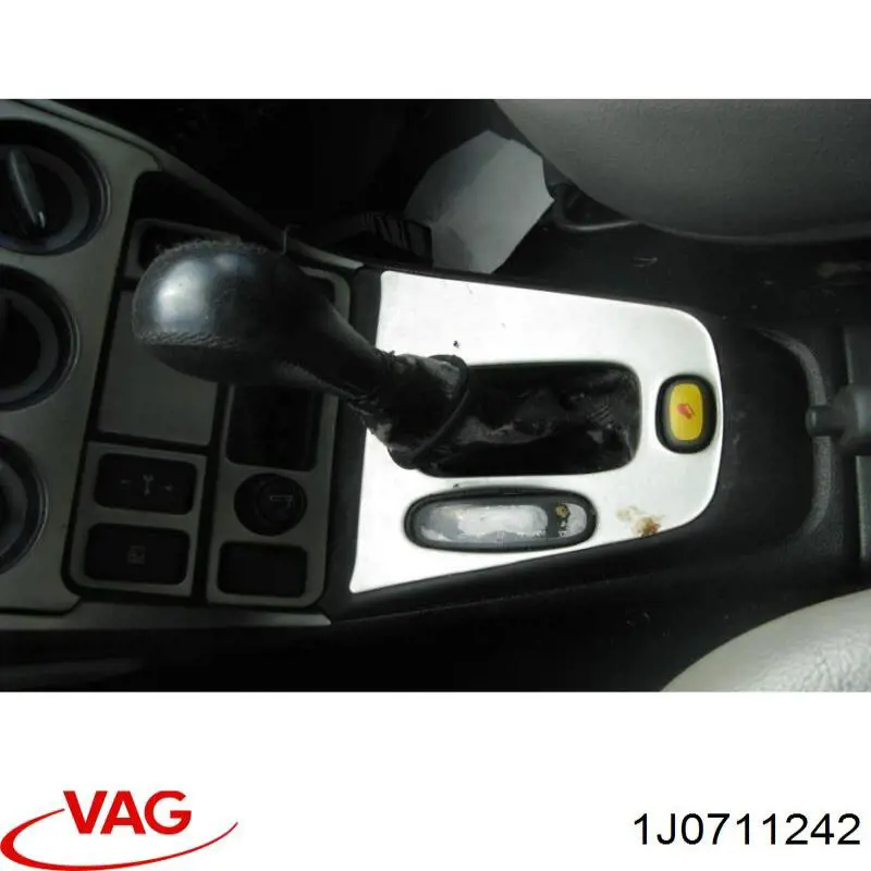  1J0711242 VAG