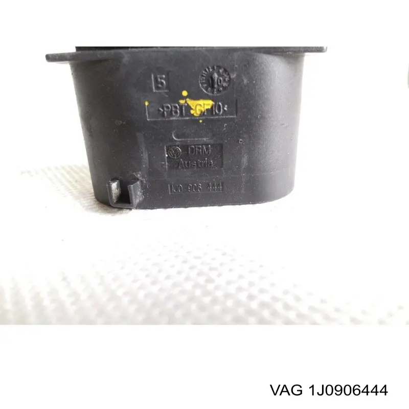 1J0906444 VAG Облицювання рамки радіатора