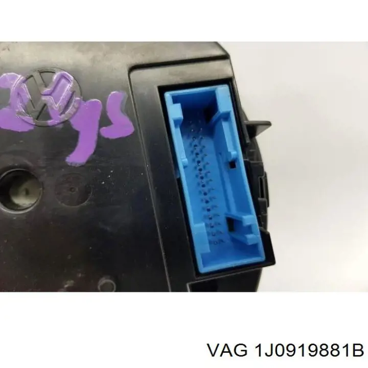 Прилади управління VAG 1J0919881B ціна, від 20.72 USD