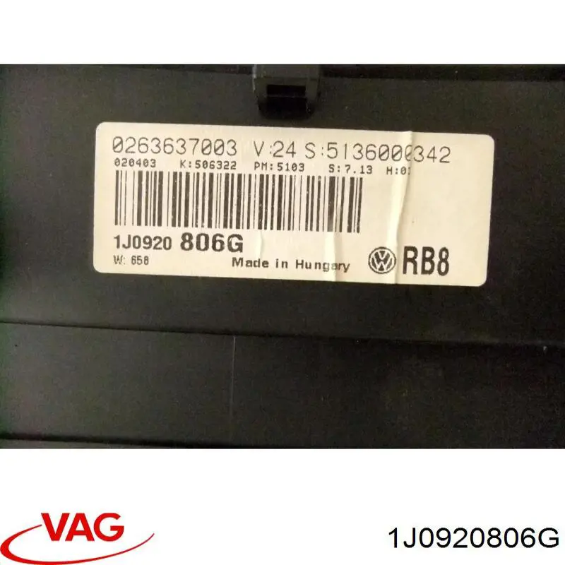 Приладова дошка-щиток приладів 1J0920806G VAG