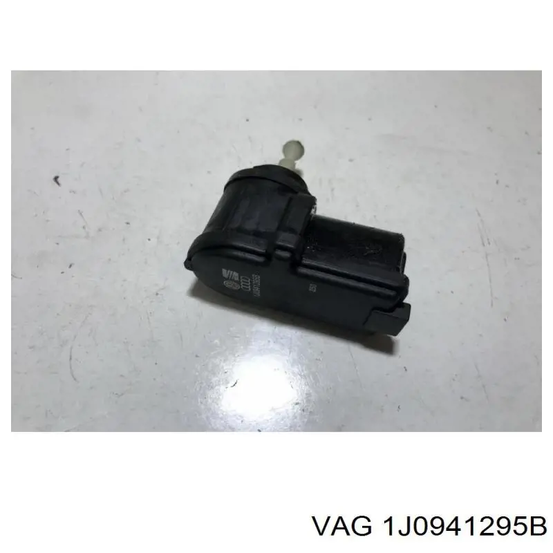 Коректор фар 1J0941295B VAG