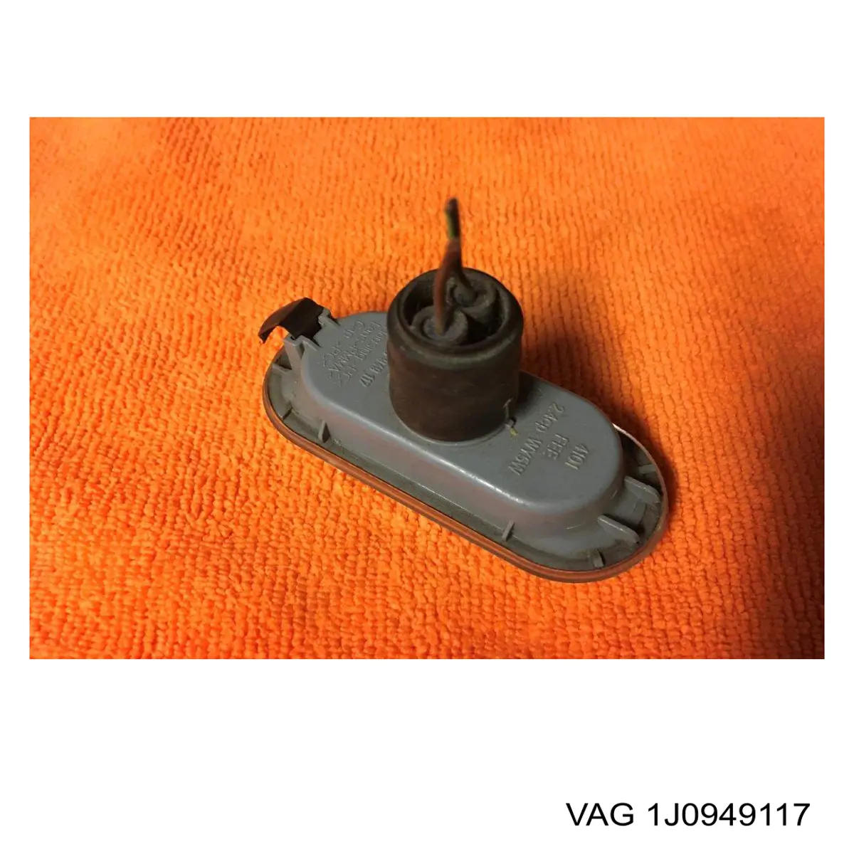 1J0949117 VAG Повторювач повороту в крило