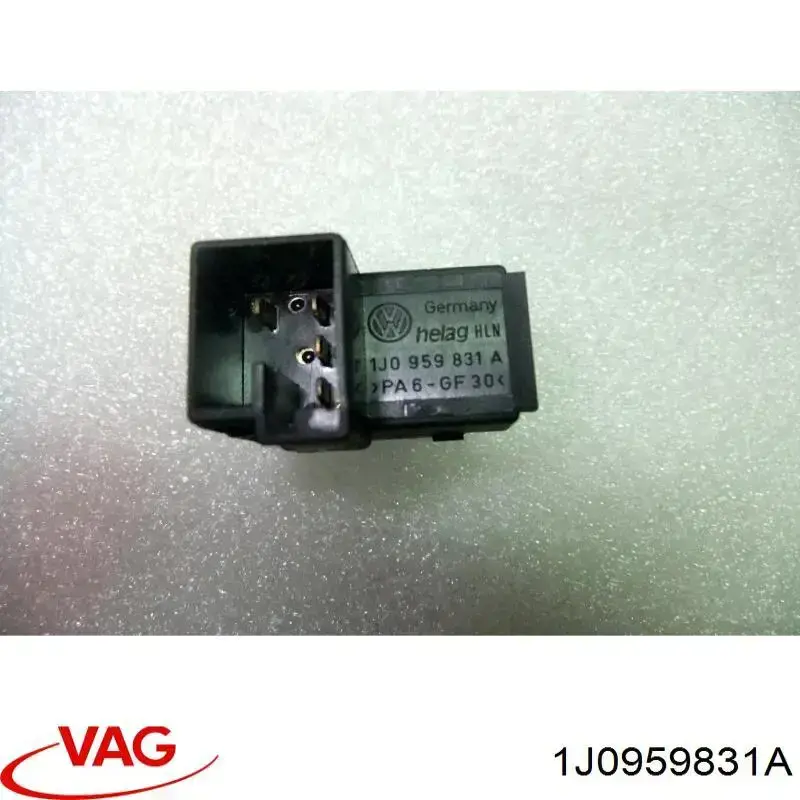 1J0959831A VAG кнопка салону приводу замка 3/5 двері (ляди / кришки багажнику)