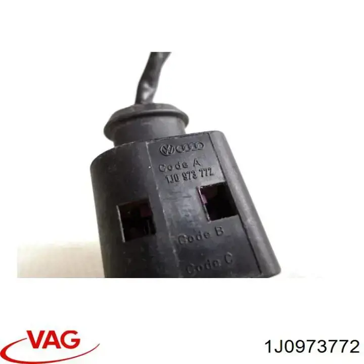 Роз'єм (фішка) генератора 7420429834 Renault (RVI)