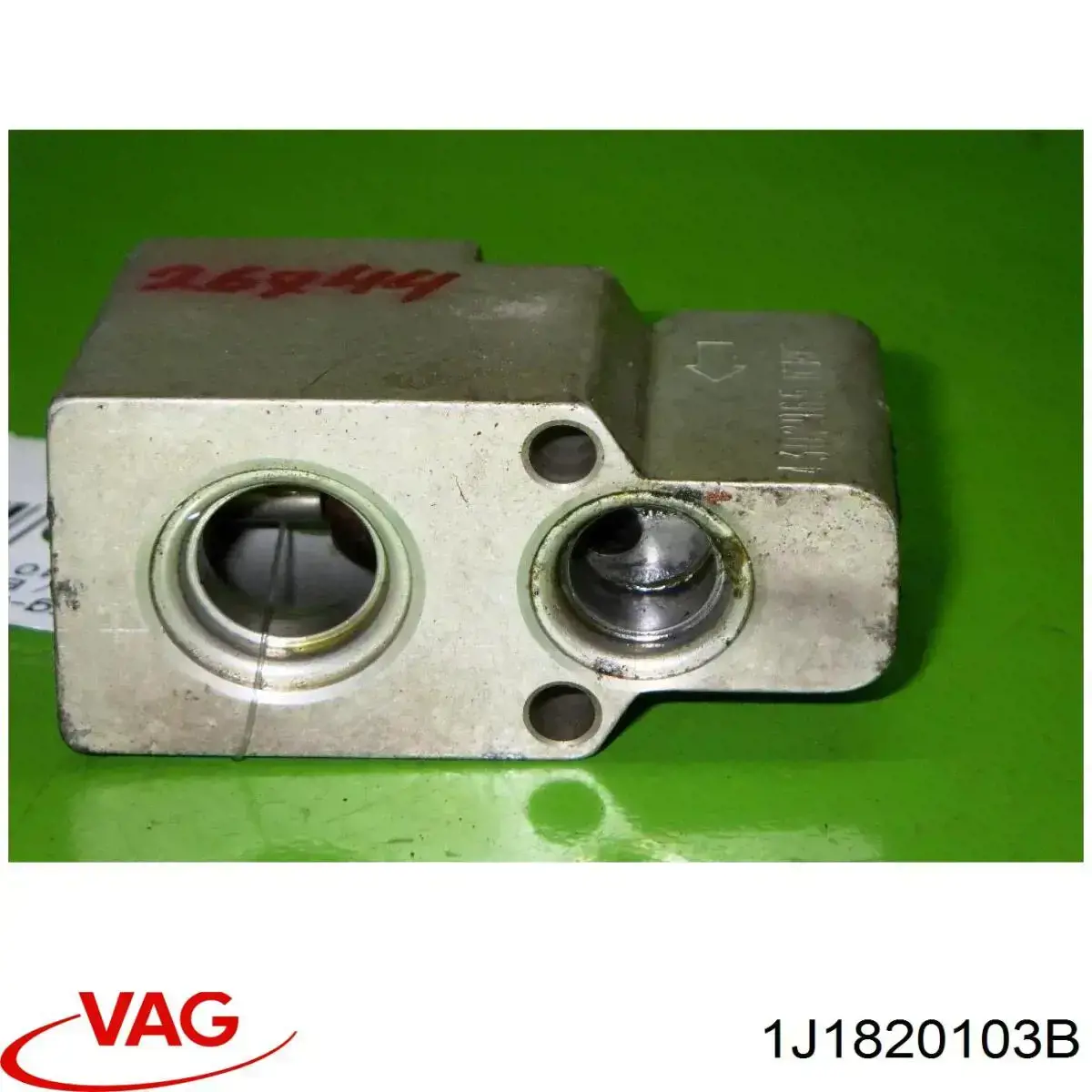 Купити 1J1820103B VAG Клапан TRV, кондиціонера