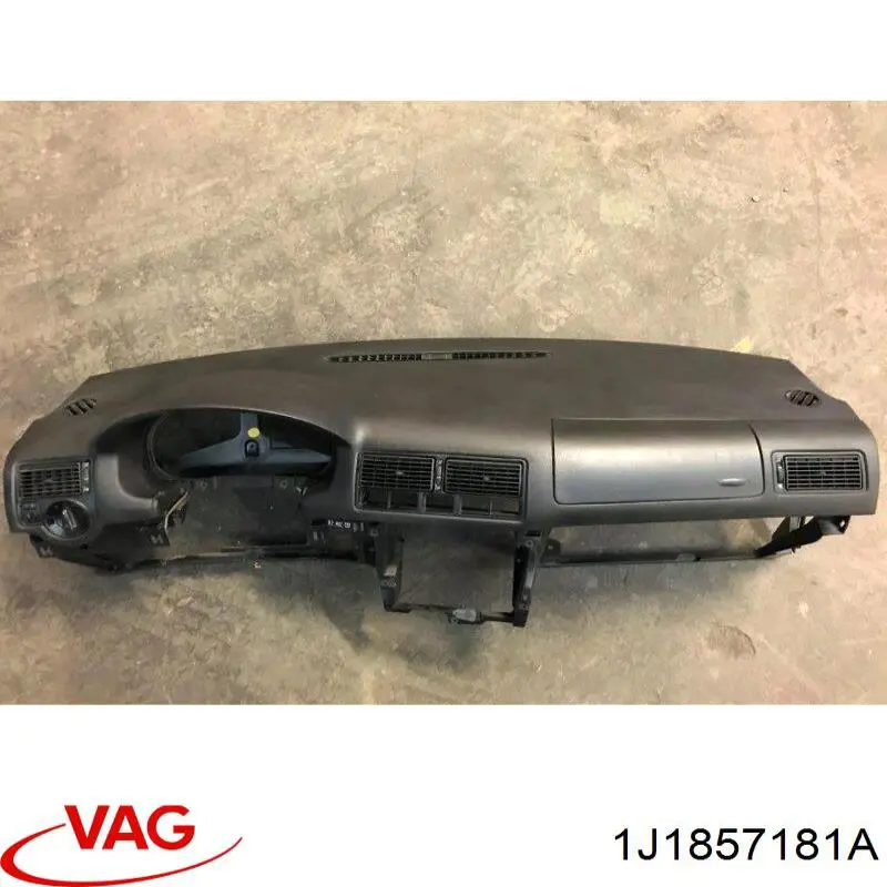 1J1857181A VAG 