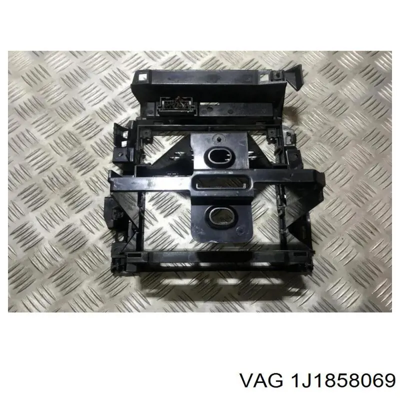 1J1858069 VAG 