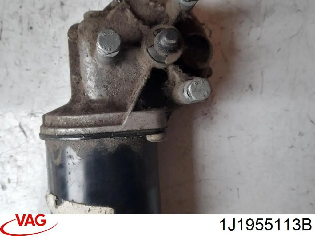 1J1955113B VAG Мотор стеклоочищувача
