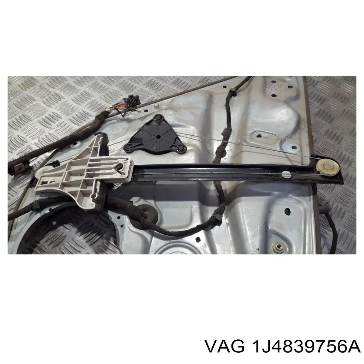  VAG 1J4839756A ціна, від 15.23 USD