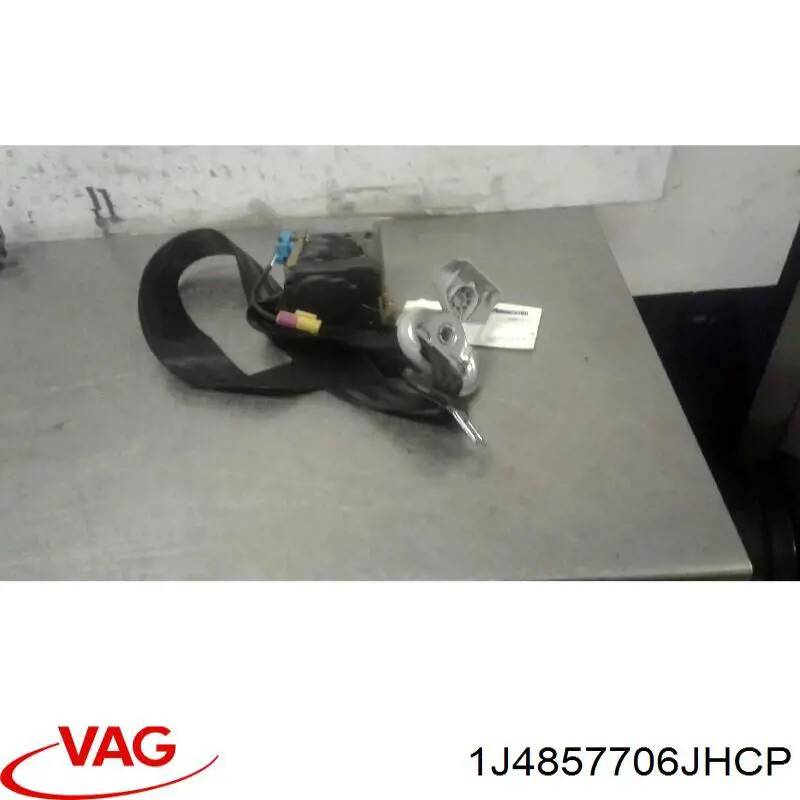 Пасок безпеки передній правий VAG 1J4857706AAHCP ціна, від 38.00 USD